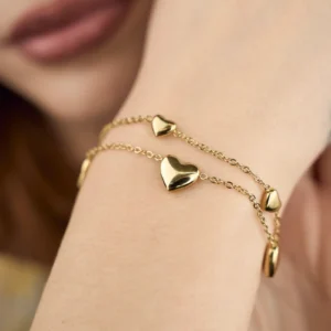 BRACCIALE MULTIFILO DI CUORI