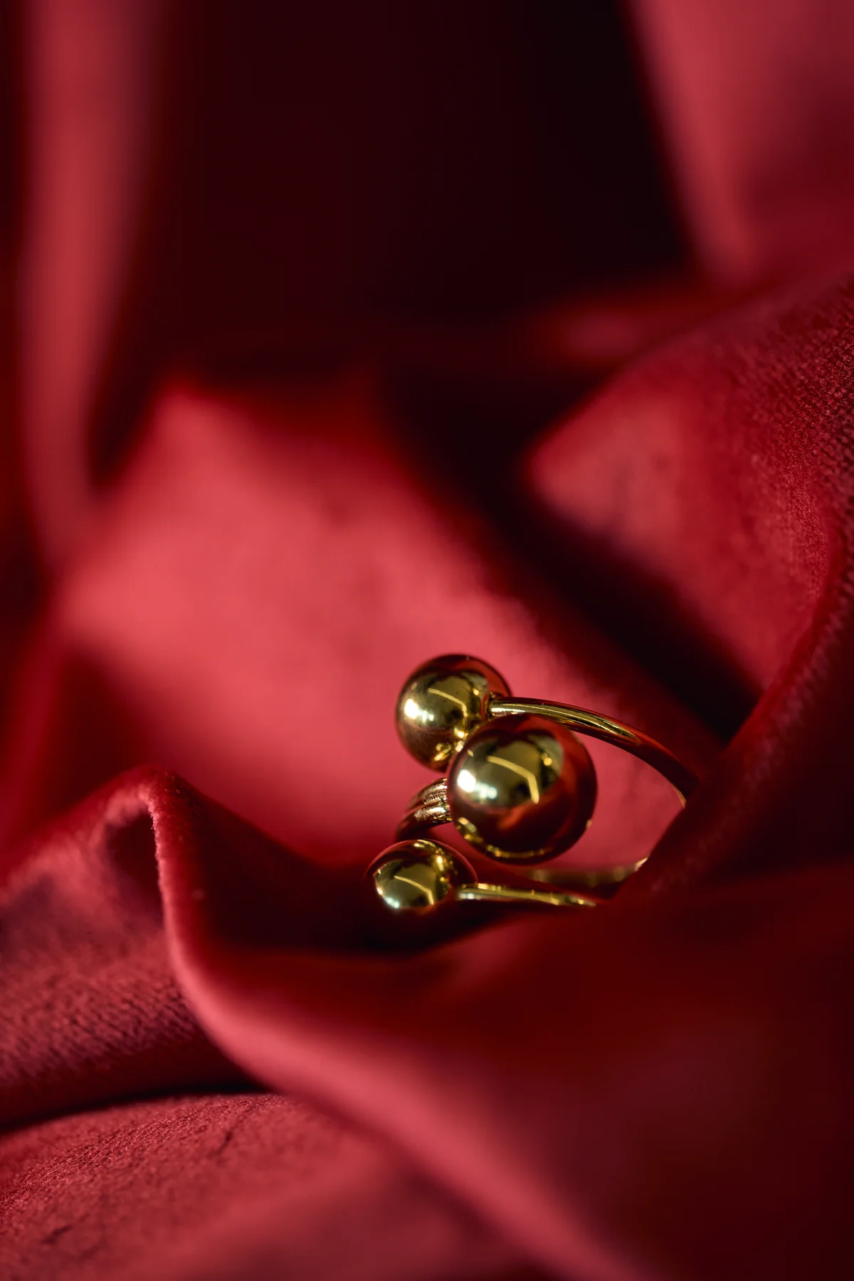 ✨ Nuova Linea – Anello Tripla Sfera ✨