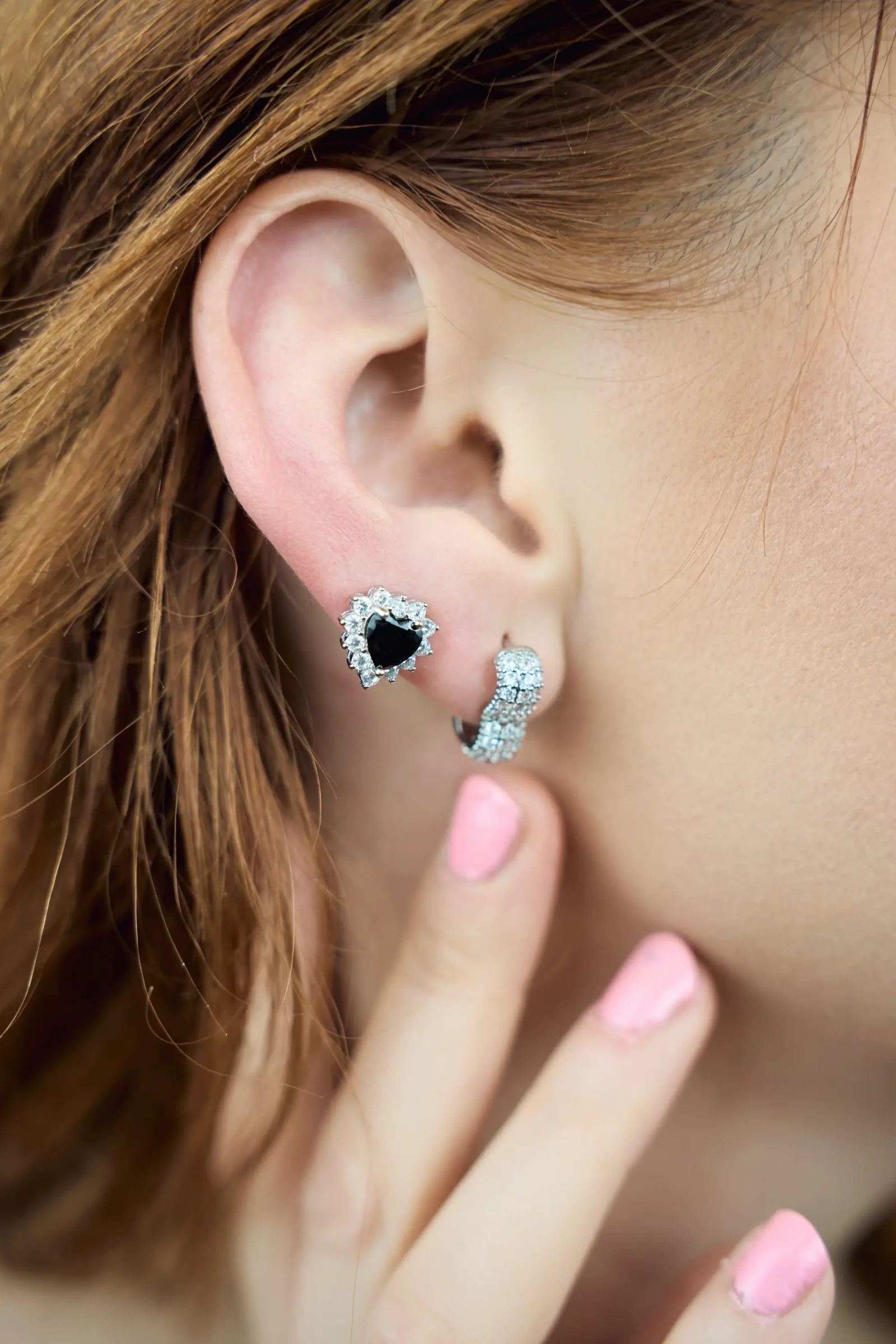 MINI HOOP CUORICINO E MINI CUORICINO CON AGATA NERA